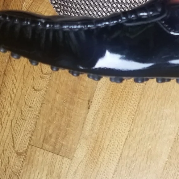 NWOT- Tods Patent Leather Gommini